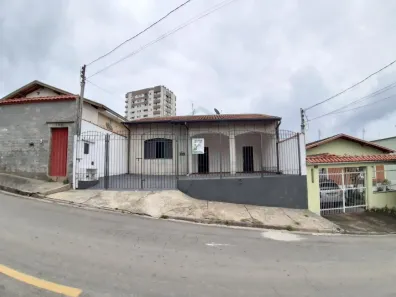 Casa com 2 Quartos à venda, 141m² no Jardim Country Club, Poços de Caldas