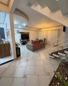 Casa com 5 Quartos à venda, 210m² no Campo Grande, Santos