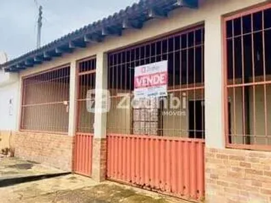Casa com 3 Quartos à venda, 230m² no Castanheira, Porto Velho