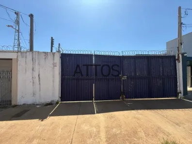 Galpão/Depósito/Armazém para alugar, 700m² no Vila Prado, São Carlos