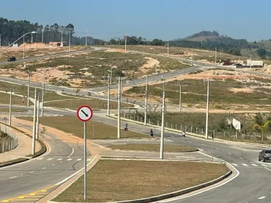 Lote/Terreno à venda, 240m² no Vila Amélia, São José dos Campos