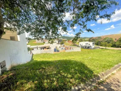 Lote/Terreno à venda, 600m² no Condomínio Terras de Santa Cruz, Bragança Paulista