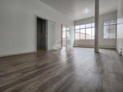 Sala Comercial para alugar, 245m² no Centro, Blumenau