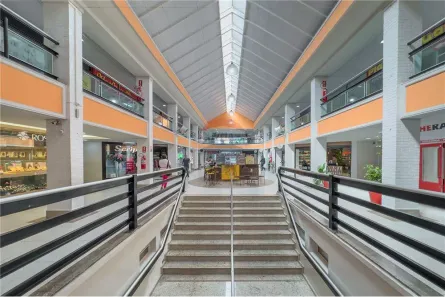 Prédio Comercial à venda, 3840m² no Centro, Itatiba