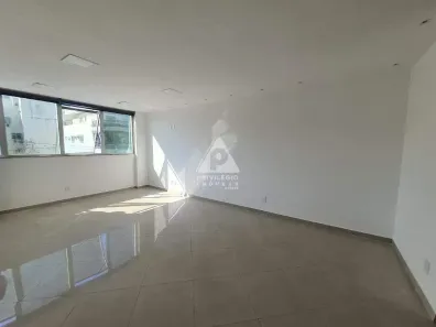 Sala Comercial à venda, 29m² no Recreio dos Bandeirantes, Rio de Janeiro