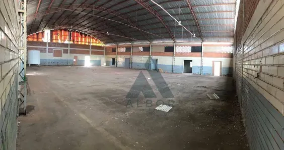 Galpão/Depósito/Armazém à venda, 600m² no Centro, Itapetininga