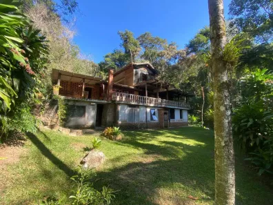 Casa com 3 Quartos à venda, 205m² no Itaipava, Petrópolis