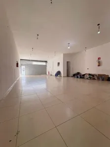 Imóvel Comercial à venda, 200m² no Jardim Ivana, São Paulo