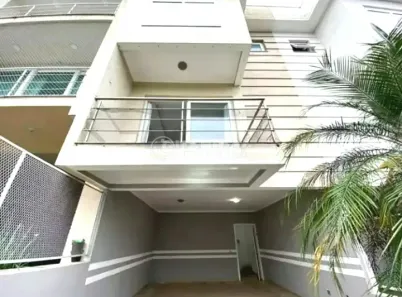 Casa com 3 Quartos à venda, 181m² no Costa e Silva, Porto Alegre