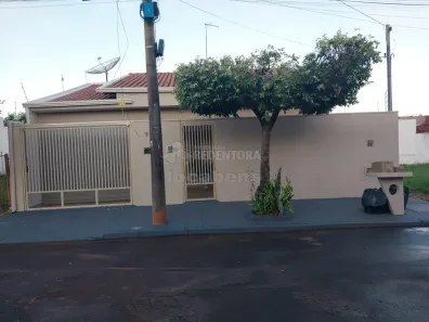 Casa com 3 Quartos à venda, 170m² no Coester, Fernandópolis