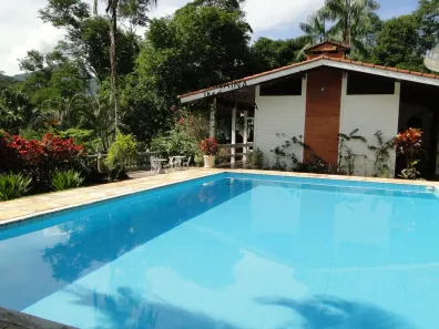 Casa de Condomínio com 3 Quartos à venda, 199m² no Corujas, Guapimirim