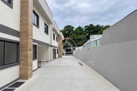 Casa com 2 Quartos à venda, 88m² no Praia da Bandeira, Rio de Janeiro