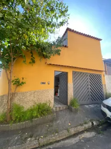 Casa com 3 Quartos para alugar, 190m² no Vila Lageado, São Paulo