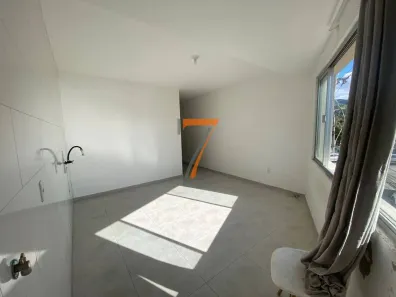 Kitnet com 1 Quarto para alugar, 30m² no Centro, Biguaçu