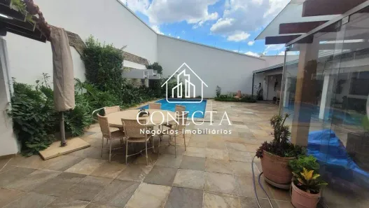 Casa com 4 Quartos à venda, 368m² no Vigilato Pereira, Uberlândia