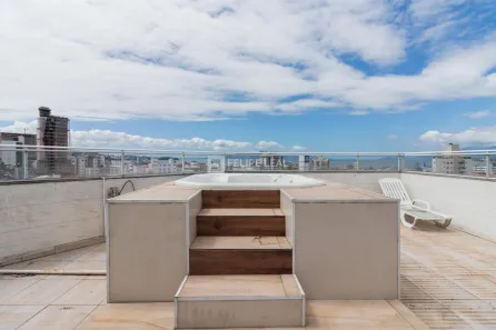 Cobertura com 3 Quartos à venda, 177m² no Kobrasol, São José