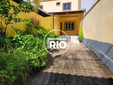 Casa com 2 Quartos à venda, 65m² no Pechincha, Rio de Janeiro