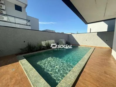 Casa de Condomínio com 3 Quartos à venda, 303m² no Aponiã, Porto Velho