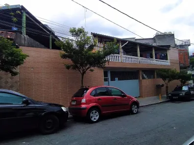 Sobrado com 3 Quartos à venda, 224m² no Parque Pinheiros, Taboão da Serra