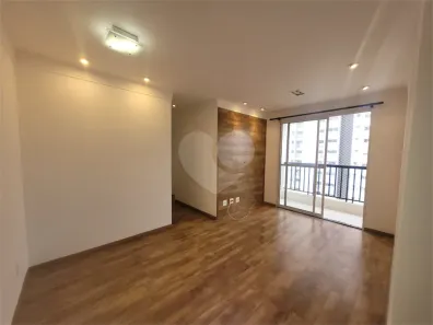 Apartamento com 2 Quartos para alugar, 52m² no Vila Anastácio, São Paulo