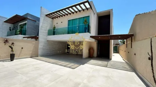 Casa com 5 Quartos à venda, 662m² no Ogiva, Cabo Frio