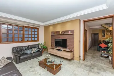 Casa com 4 Quartos à venda, 360m² no João Pinheiro, Belo Horizonte
