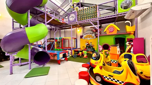 Imóvel Comercial à venda, 361m² no Rio Branco, Porto Alegre
