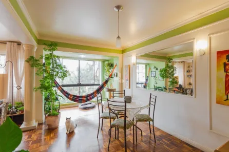 Apartamento com 3 Quartos à venda, 132m² no Três Figueiras, Porto Alegre