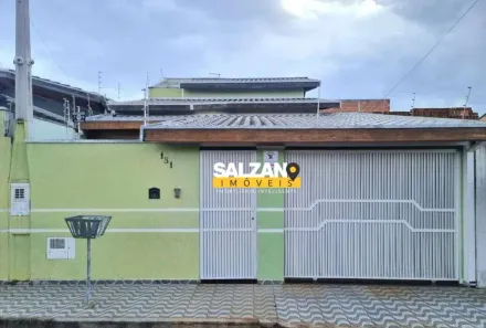 Casa com 3 Quartos para venda ou aluguel, 200m² no Esplanada Santa Helena, Taubaté