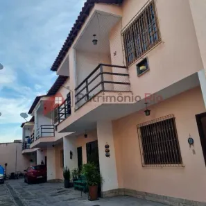 Casa de Condomínio com 2 Quartos à venda, 73m² no Irajá, Rio de Janeiro