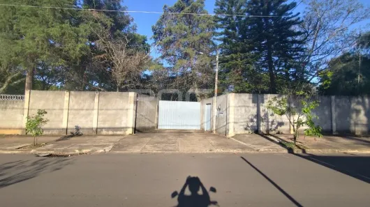 com 2 Quartos para alugar, 135m² no Jardim Tangará, São Carlos
