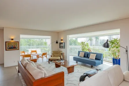 Apartamento com 4 Quartos à venda, 246m² no Vila Sofia, São Paulo