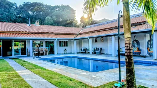 Fazenda/Sítio com 4 Quartos à venda, 290m² no , Ibiúna