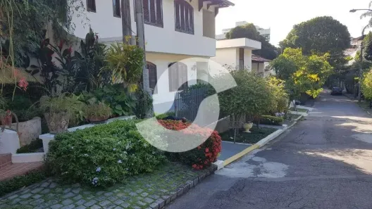 Casa de Condomínio com 5 Quartos à venda, 377m² no Charitas, Niterói