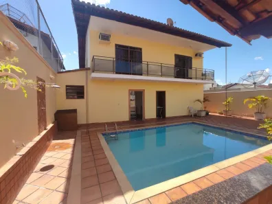 Casa com 4 Quartos à venda, 480m² no São Mateus, Juiz de Fora