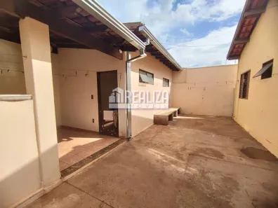 Casa com 3 Quartos à venda, 193m² no Conjunto Guanabara, Uberaba