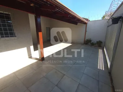 Casa com 3 Quartos à venda, 170m² no Santa Rosa, Uberlândia
