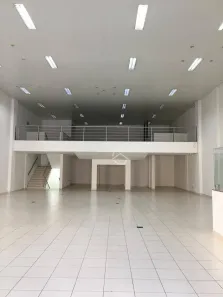 Galpão/Depósito/Armazém para alugar, 815m² no Vitória, Londrina