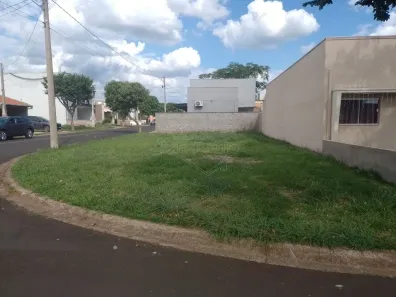 Lote/Terreno à venda, 212m² no Jardim Marialice, Araraquara