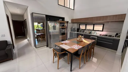 Casa de Condomínio com 3 Quartos à venda, 256m² no Swiss Park, Campinas