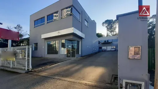 Prédio Comercial para alugar, 748m² no Vila Nova, Blumenau
