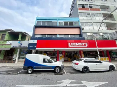 Sala Comercial para alugar, 200m² no Centro I, Brusque