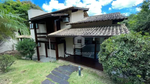 Casa de Condomínio com 3 Quartos à venda, 220m² no Badu, Niterói