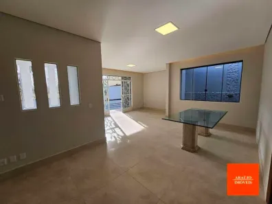 Casa com 3 Quartos à venda, 250m² no São Lucas, Belo Horizonte