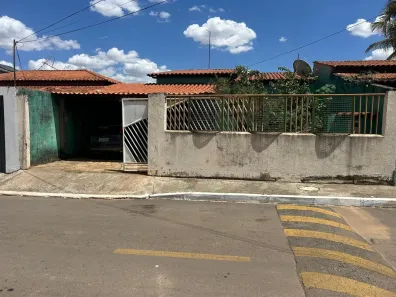 Casa com 3 Quartos à venda, 200m² no Setor Habitacional Vicente Pires, Brasília