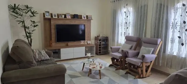 Casa com 3 Quartos à venda, 325m² no Vila Josefina, Jundiaí