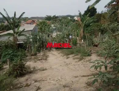 à venda, 1300m² no Jardim Torrão de Ouro, São José dos Campos