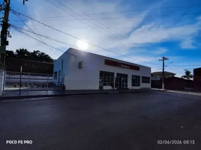 Ponto Comercial para alugar, 400m² no Centro, Brasilândia de Minas