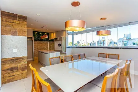 Apartamento com 3 Quartos à venda, 215m² no Água Verde, Curitiba