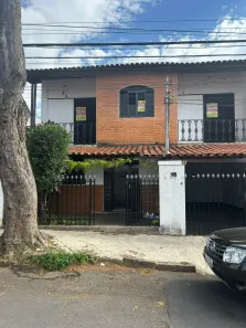 Casa com 4 Quartos para alugar, 250m² no Itapoã, Belo Horizonte